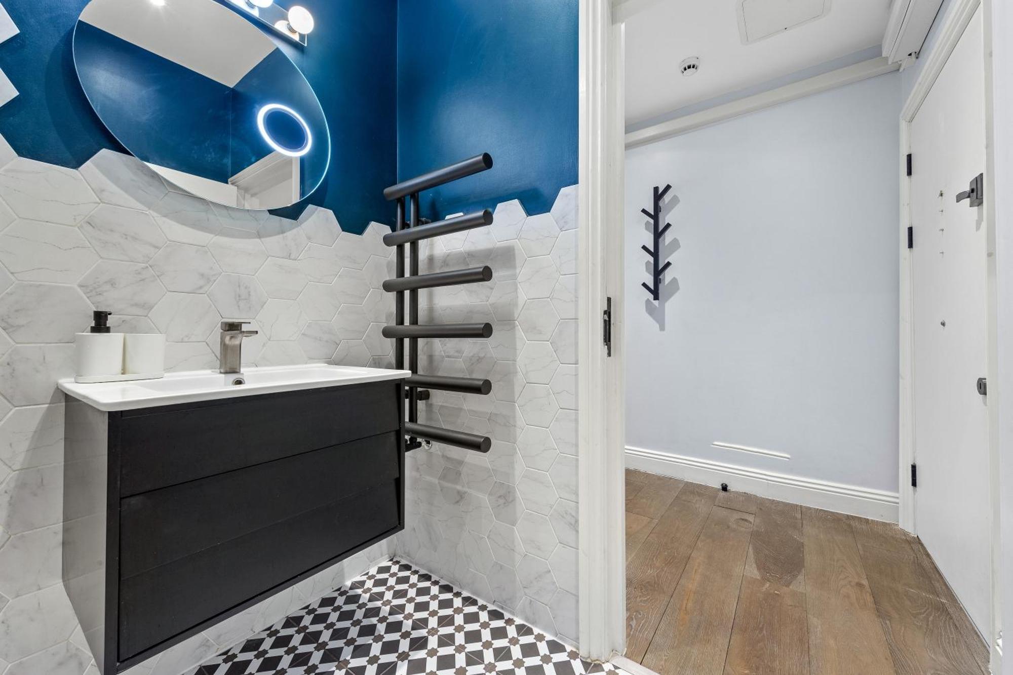 Stylish 2 Bedroom Apartment In Westminster Sleeps 5 With Ac لندن المظهر الخارجي الصورة