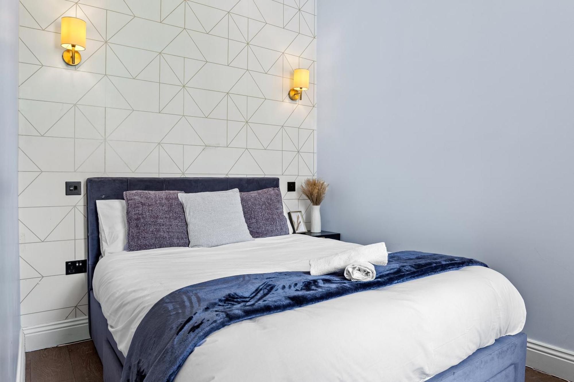 Stylish 2 Bedroom Apartment In Westminster Sleeps 5 With Ac لندن المظهر الخارجي الصورة